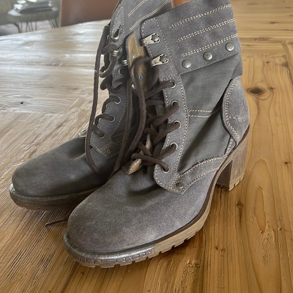 Grey suede and canvas boots